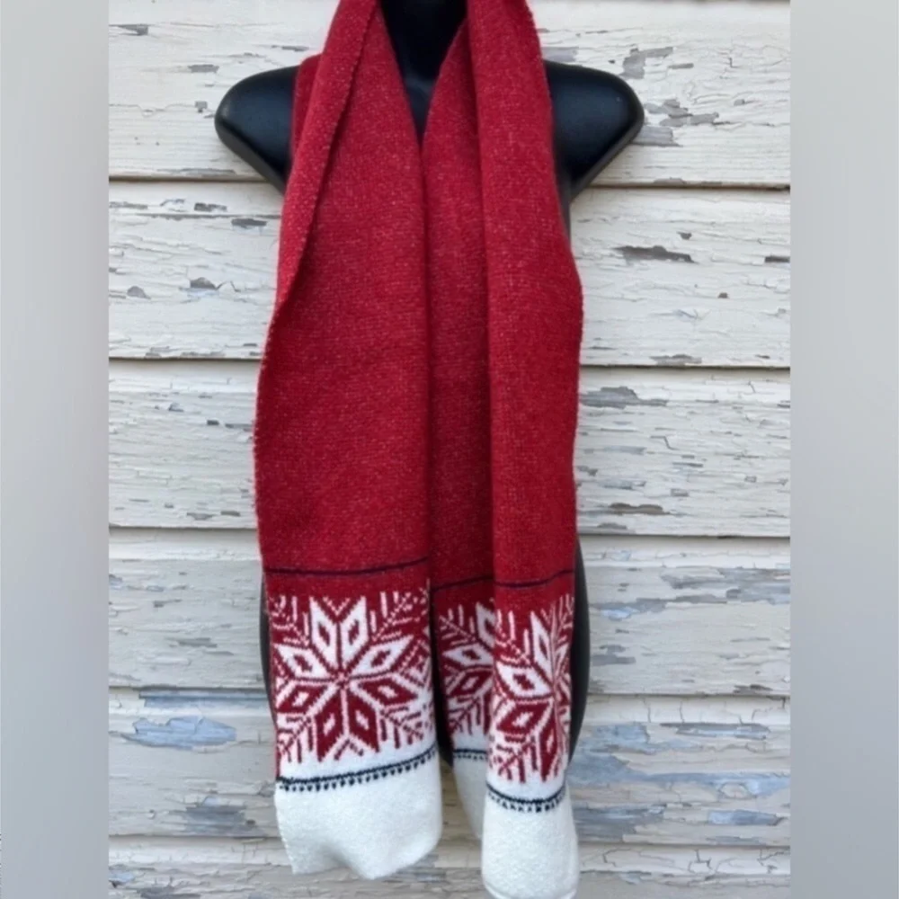 🟢 3/$12 Sweater-Knit Fair Isle Scarf